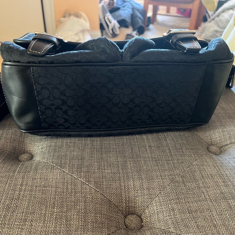 Coach Bag - Picture 2 of 5